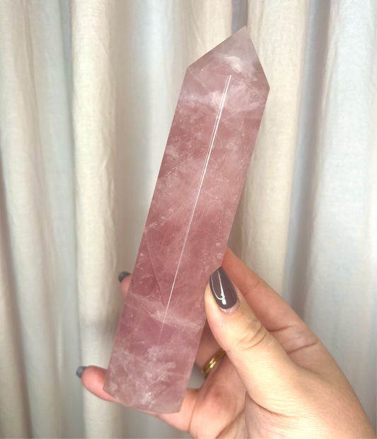 490g Rose Quartz Tower